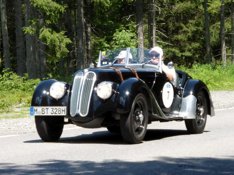 120 BMW 328 1936 a.jpg