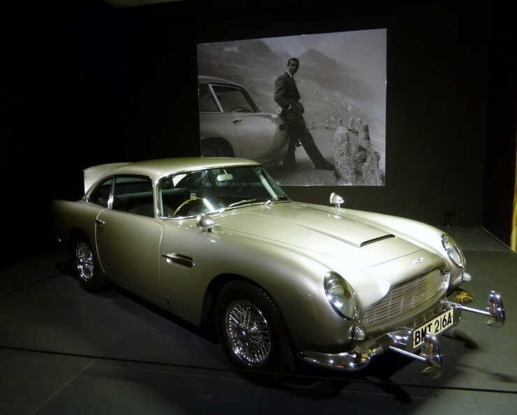 334 1964 Aston Martin DB5 James Bond 1.jpg